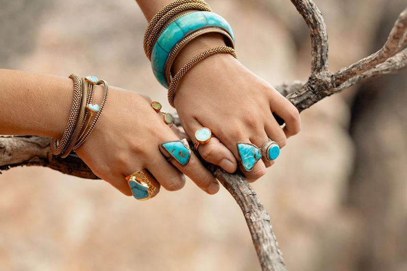 How To Wear Native American Jewelry: Tips To Style With Your Outfits