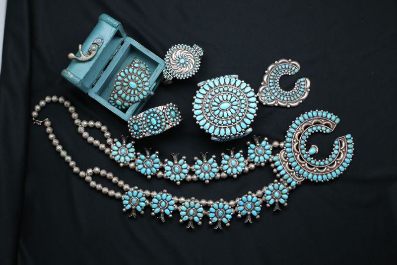 How To Buy Vintage Jewelry: Guide To Native American Jewelry