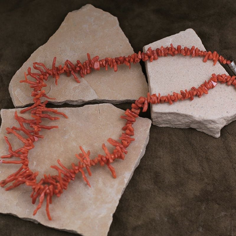 Branch coral graduated neckalce