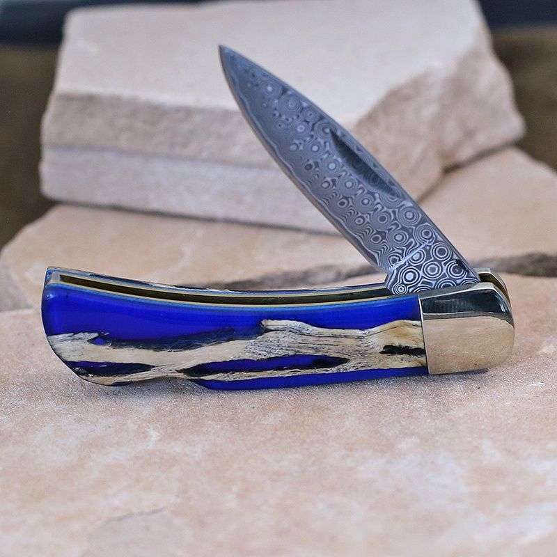 Cholla wood pocket knife w/ blue resign inlay-Damascus blade