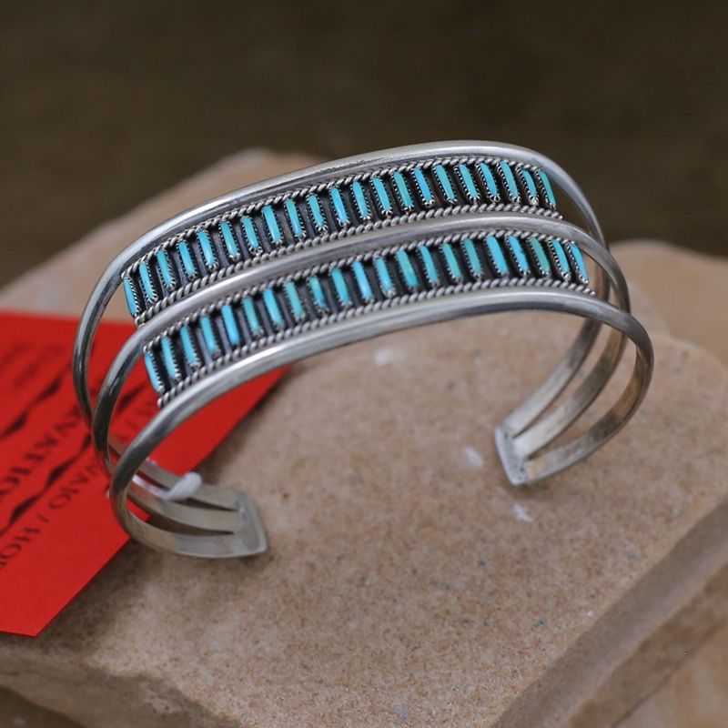 Pawn Jewelry-1970&#39;s Needle point bracelet