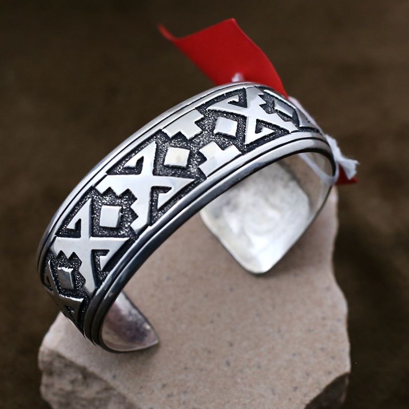 Pawn Jewelry- Large Navajo overlay bracelet