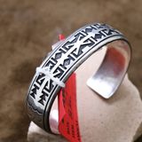 Pawn Jewelry- Navajo bracelet w/ overlay design