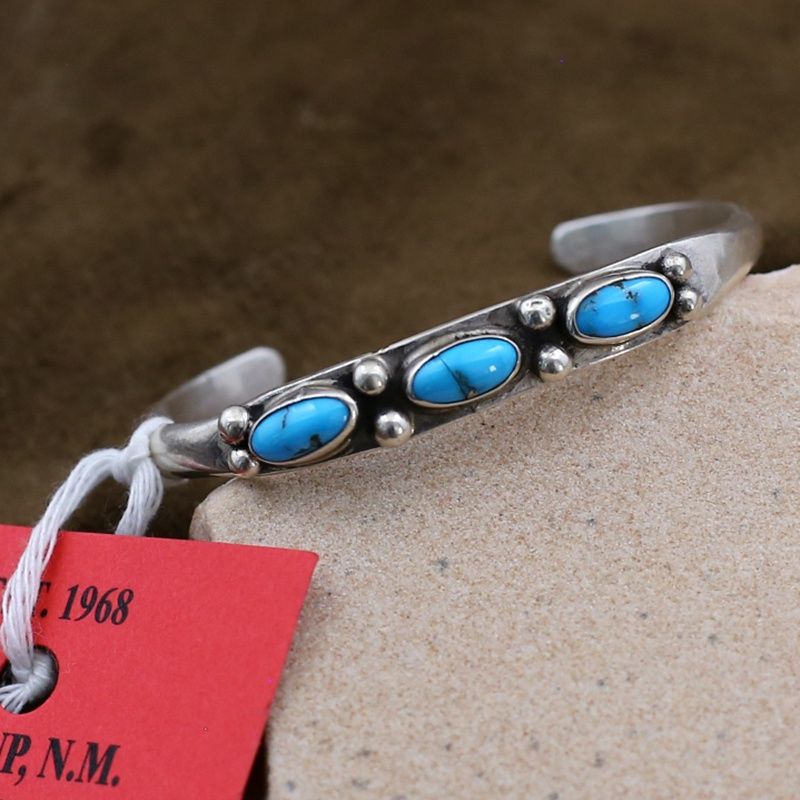 Pawn Jewelry- 3- stone Navajo bracelet