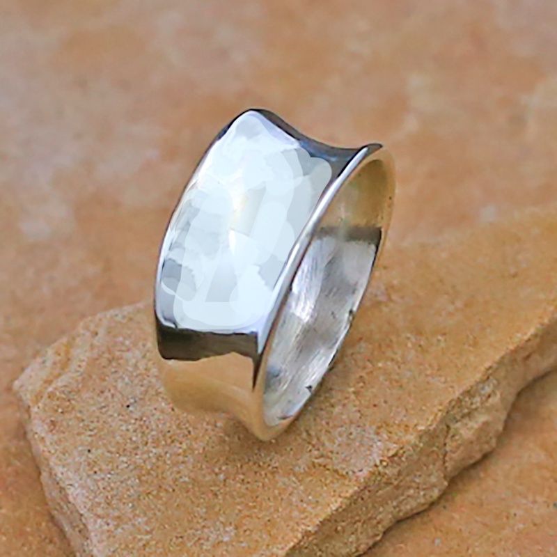 Navajo curved band ring