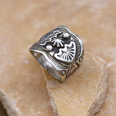 Wide band Navajo ring w/ stamping