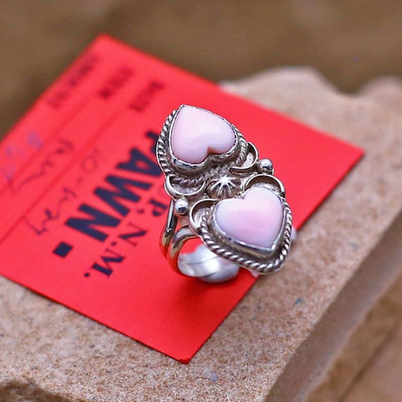 Pawn Jewelry- Navajo ring w/ Rhodochrosite stone hearts