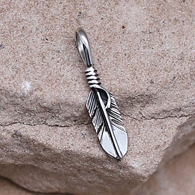 Mini feather pendant