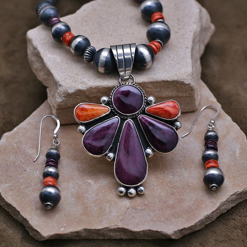 Purple spiny oyster shell necklace set