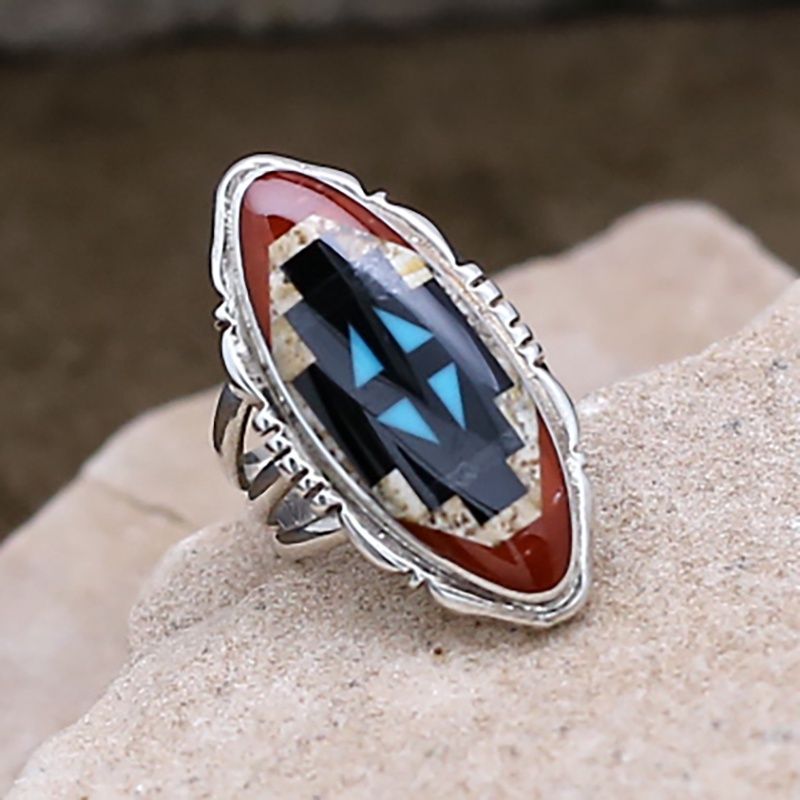 Medium red rug pattern ring