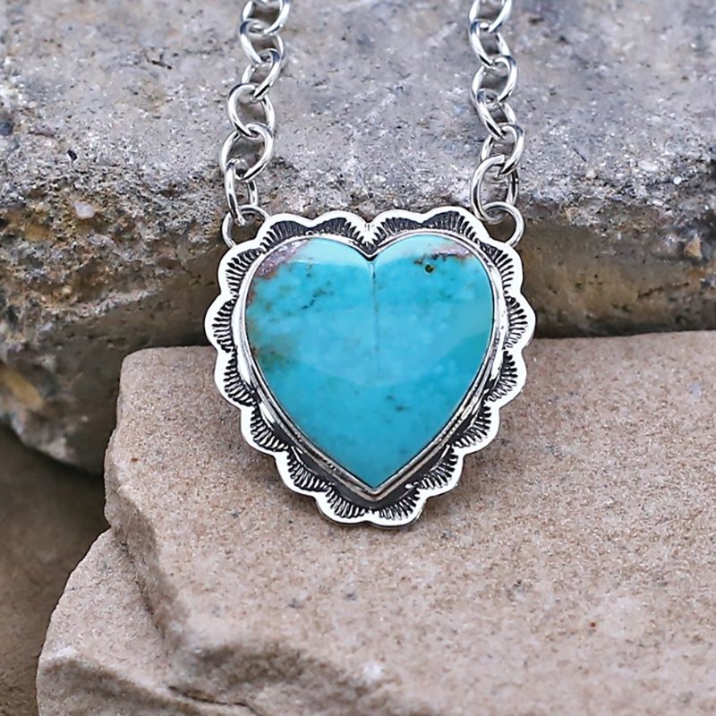 Silver chain Turquoise heart pendant