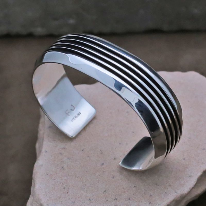 4-Channel silver bracelet