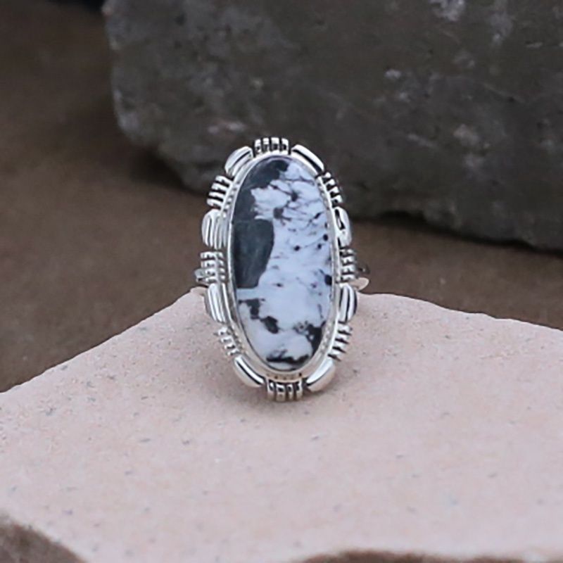 Elongated oval ring w/ white buffalo stone
