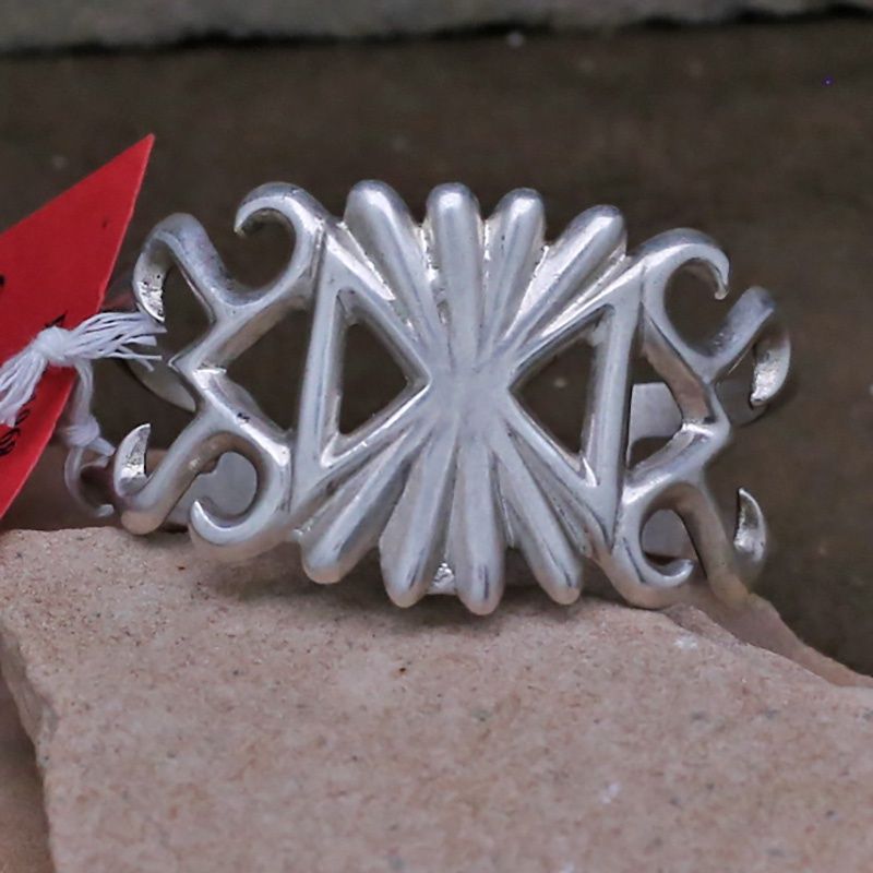 Pawn Jewelry- Navajo sandcast bracelet