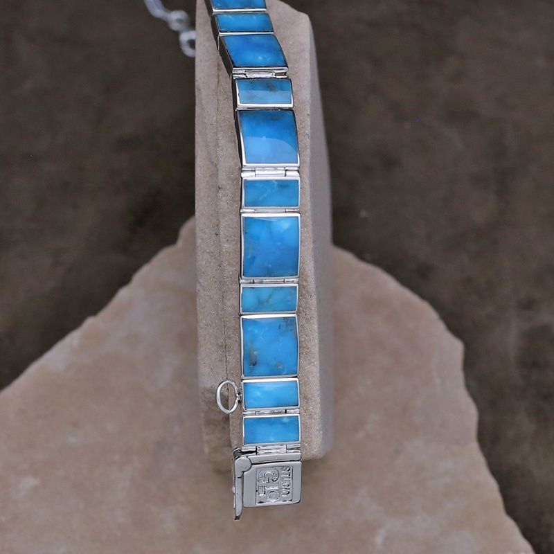 22 link bracelet w/Kingman turquoise