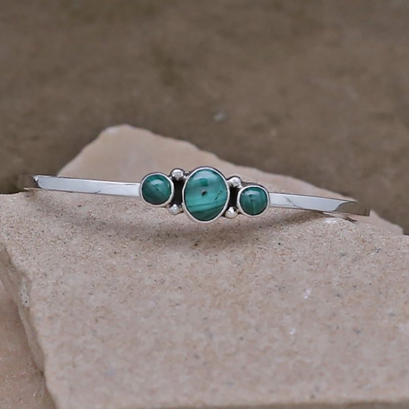 3-stone  silver bracelet w/malachite