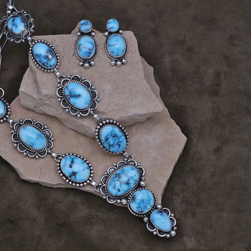 28&quot; Turquoise statement necklace