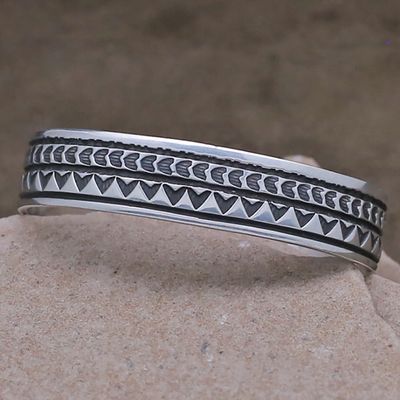 Silver Navajo bracelet by Happy Piaso