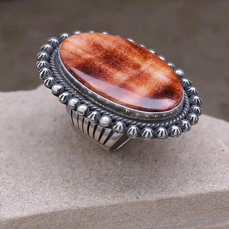 Large oval Red Spiny oyster shell ring