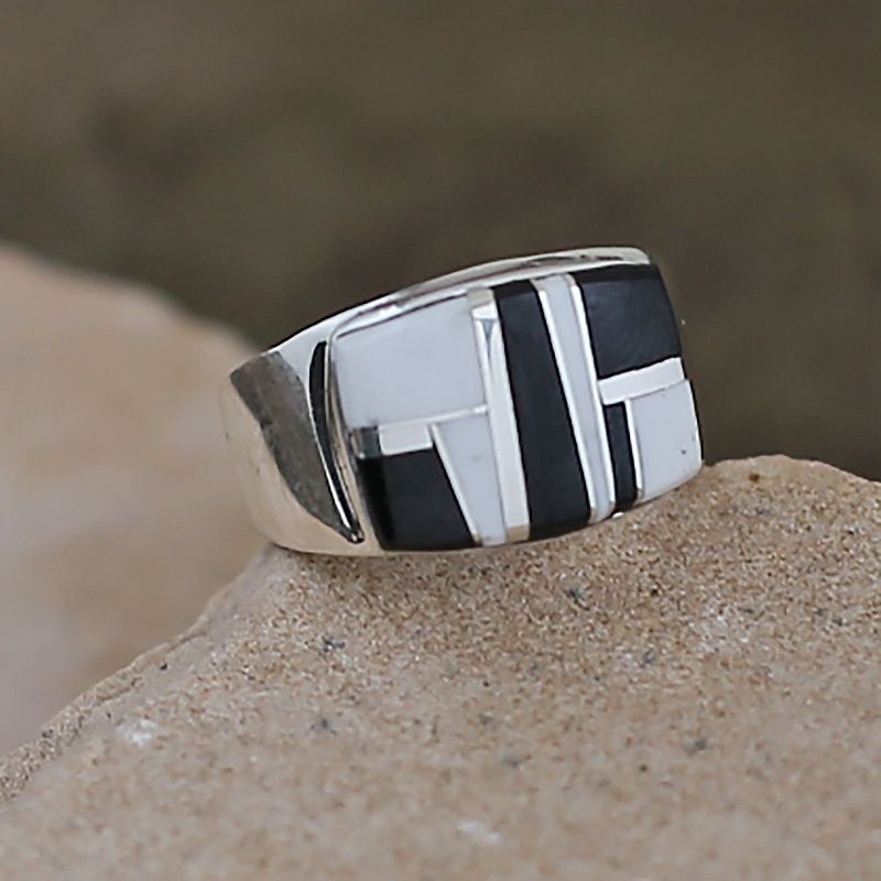 Navajo inlay ring w/ white buffalo &amp; jet