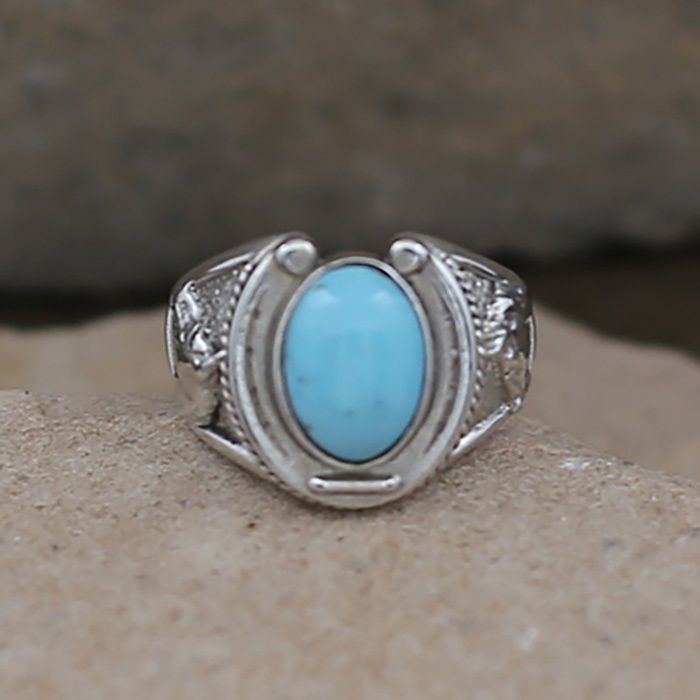 Horse shoe silver ring w/turquoise