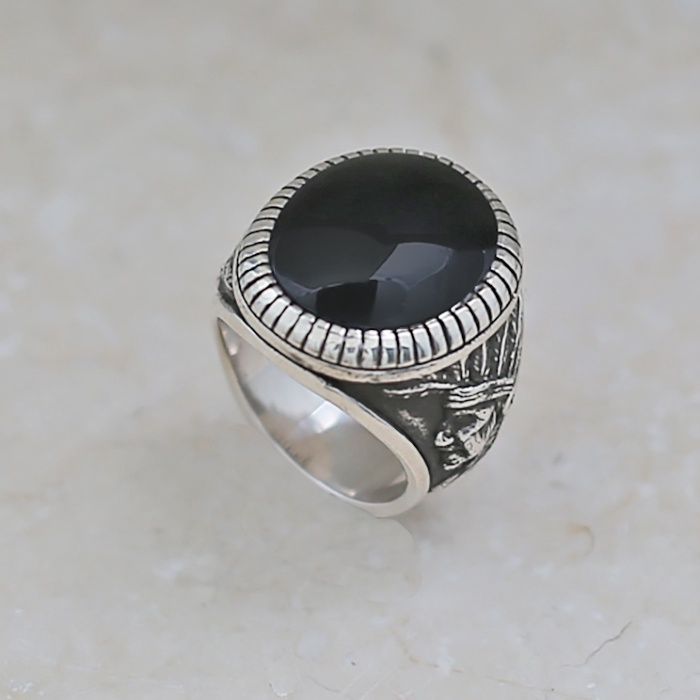 Onyx ring w/Indian chief