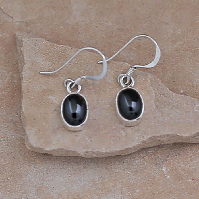 Mini  oval dangle earrings w/ Black onyx
