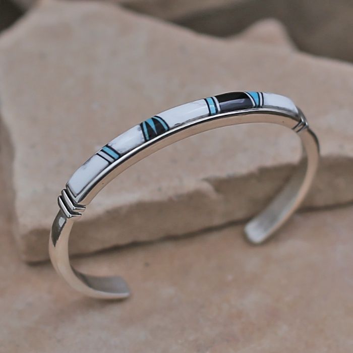 Small unique inlay bracelet w/White Buffalo stone