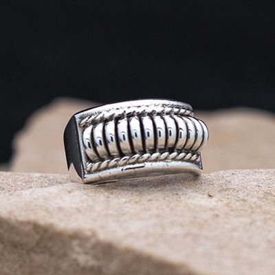 Tom Charley single row ring
