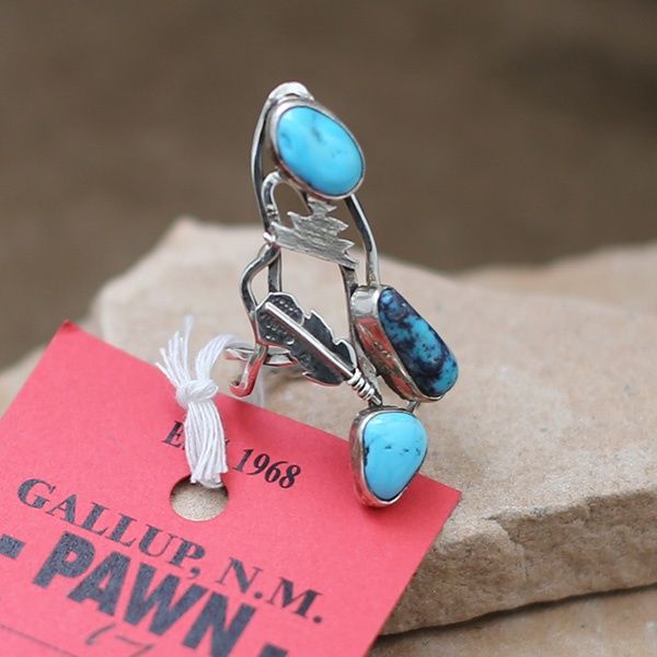 Unique 3-stone Navajo ring-Pawn Jewelry