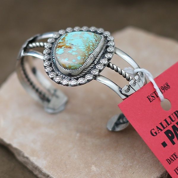 Heavy turquoise stone bracelet-Pawn Jewelry