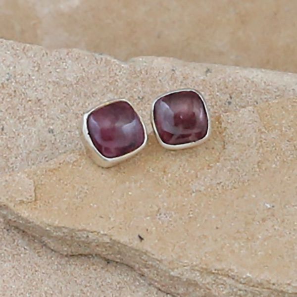 Small square post earrings w/ purple spiny oyster shell