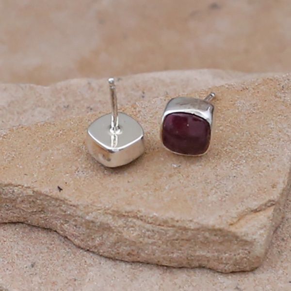 Small square post earrings w/ purple spiny oyster shell