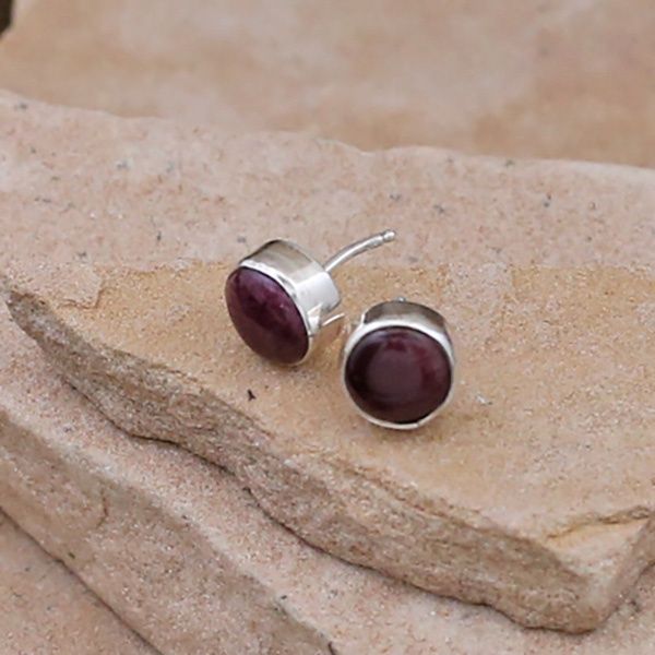 Small post earrings w spiny oyster shell