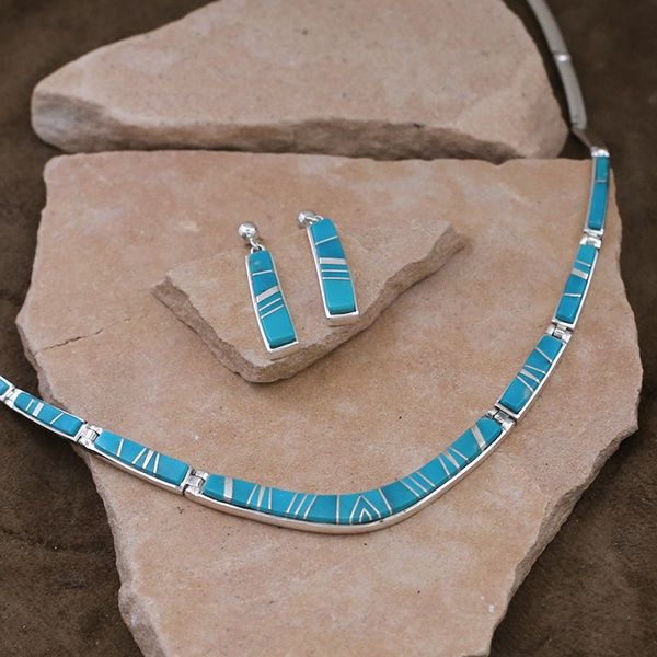Thin Navajo collar necklace with turquoise inlay
