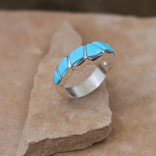 Uniquely inlay Turquoise tapered band