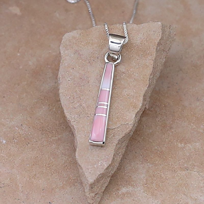 Pink conch thin inlay pendant