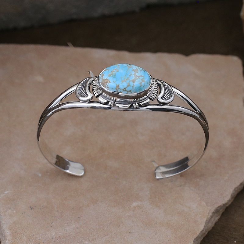 Single stone Navajo bracelet