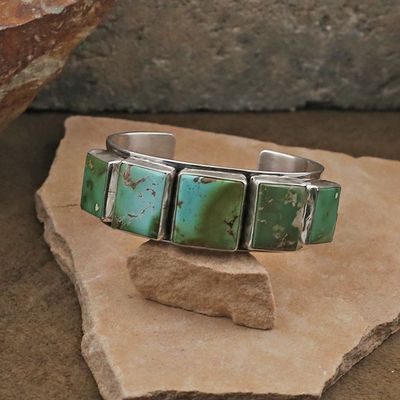Royston turquoise bracelet w/rectangle stones