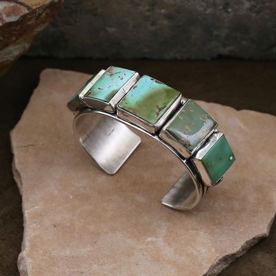 Royston turquoise bracelet w/rectangle stones