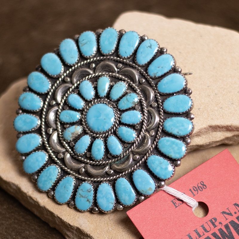 36 Stone Petit Point Traditional Circular Pin