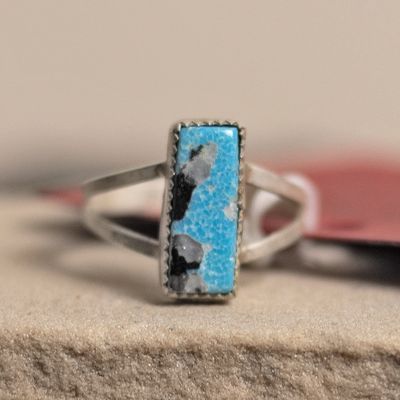 Thin rectangular turquoise ring w/ split wire shank