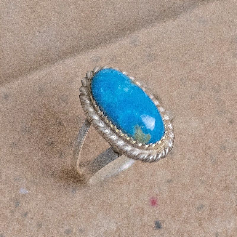 Oval turquoise ring w/ split wire shank