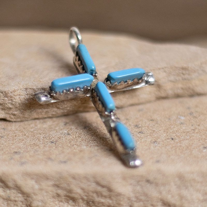 Small Zuni cross pendant