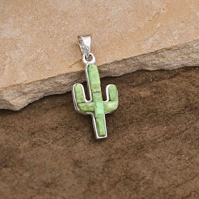 Small Cactus Green Turquoise reversible pendant