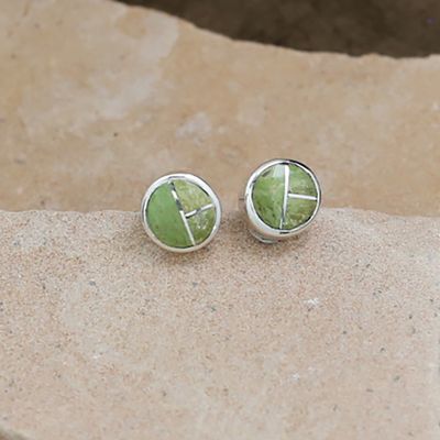 Small round stud earrings w/ gaspeite
