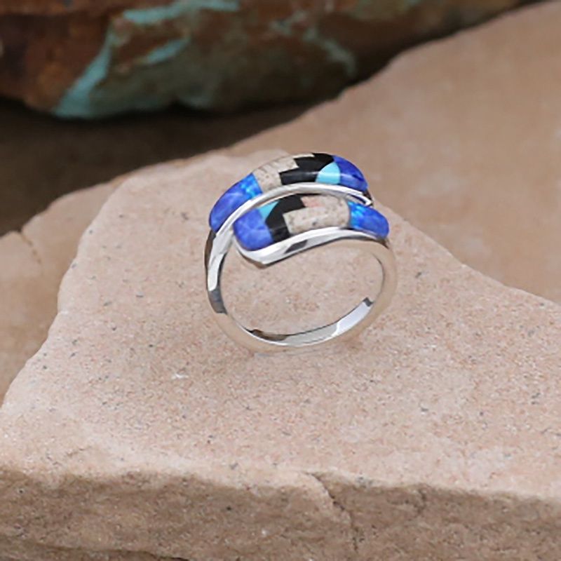 Adjustable blue rug pattern ring