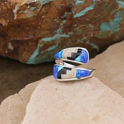Adjustable blue rug pattern ring