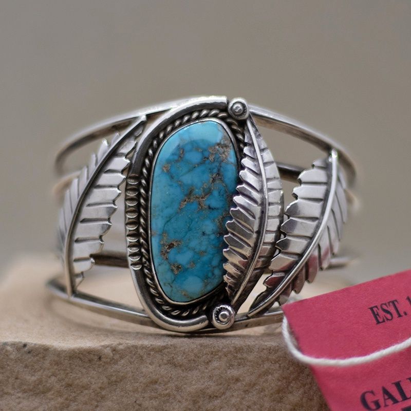 Triple leaf silver bracelet w/turquoise-Pawn Jewelry