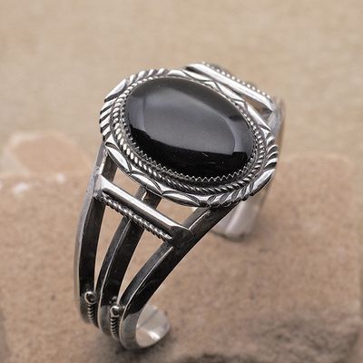 Large oval black onyx bracelet